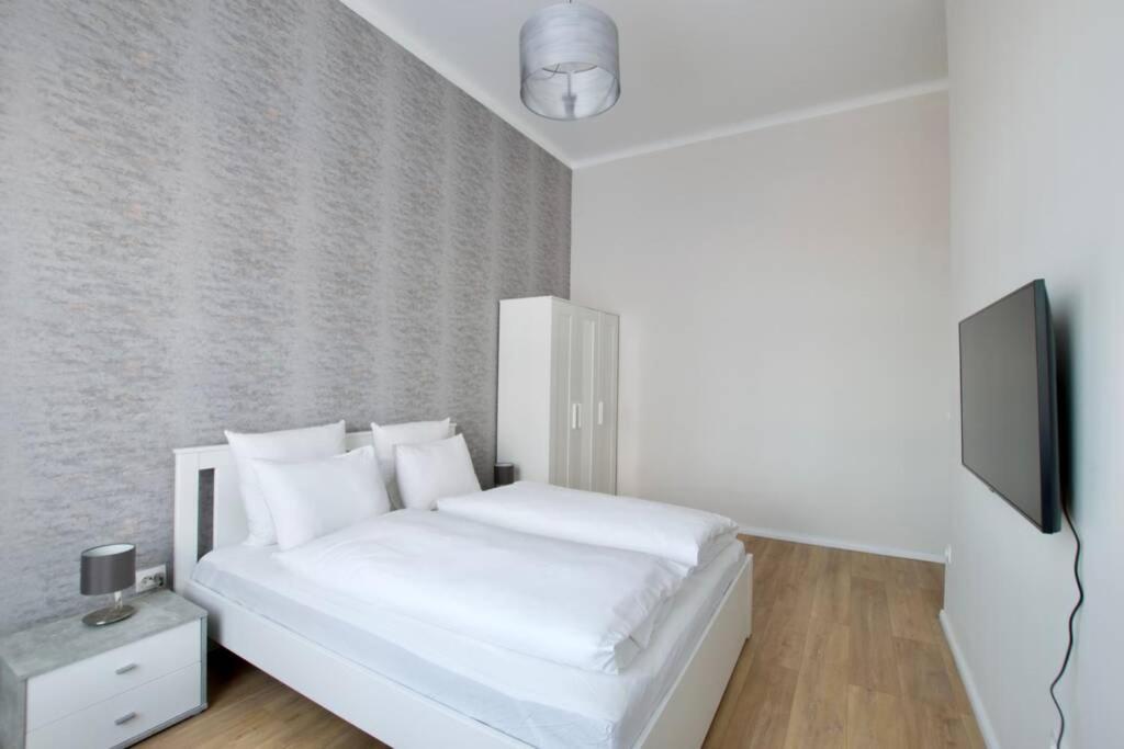 Premium Apartment By Hi5 - Astoria 4 Bedroom Budapest Exteriör bild